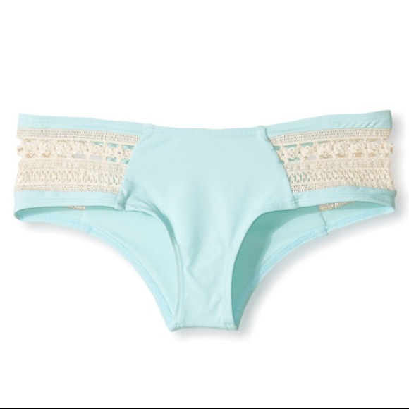 l*space // crochet bandeau/hipster bottom bikini - Picture 5 of 6